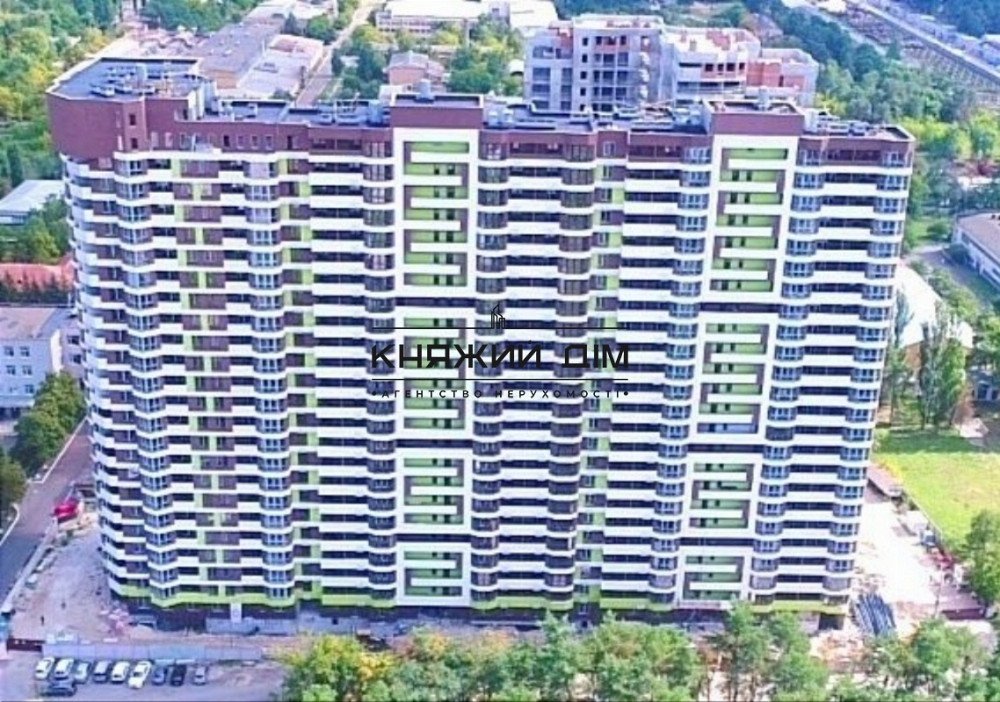 Продаж 3к Квартира 72 кв.м Бориспольская ул. Київ - фото 1