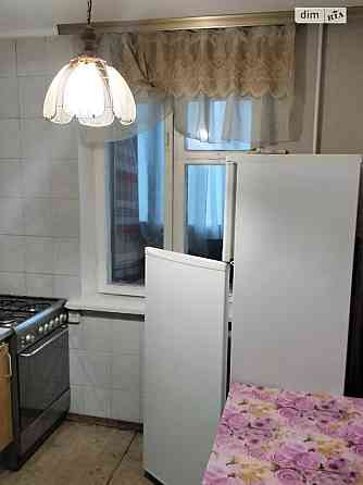 Оренда Квартира 3-кімнатна, 2/9 поверх на Братів Зерових, 14А Київ