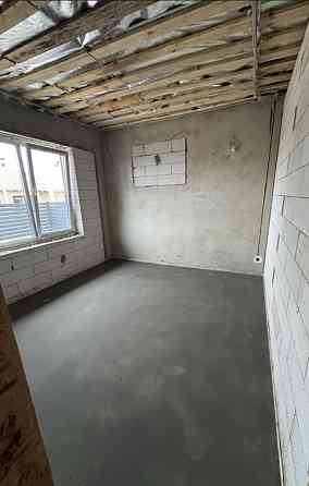 Продаж 1-поверховий Будинок з ділянкою 5 сот 120 кв.м 4 кімн. на Абрикосова вул. Рівне