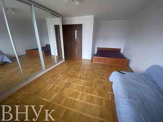 Продаж Квартира 1-кімнатна, 2/9 поверх на Соборності Луцьк