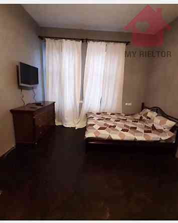 Оренда Квартира 2-кімнатна, 2/4 поверх на Петефі пл. Ужгород