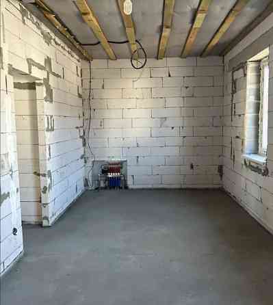 Продаж Будинок 4-кімнатний на ул. Массив 15, 6/5а Лиманка