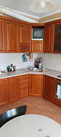 Оренда Квартира 2-кімнатна, 16/15 поверх на ул. Миропольская, 39 Киев