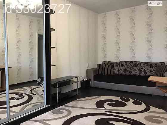 Оренда Квартира 1-кімнатна, 5/5 поверх на вул. Мрії, 7б Київ