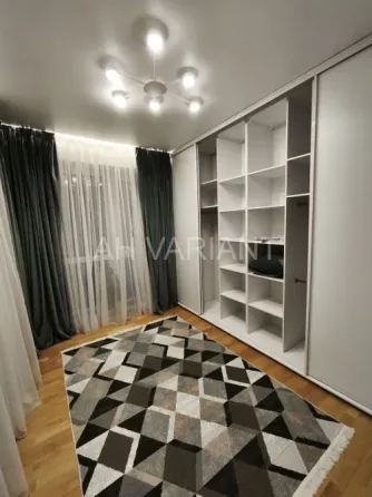 For sale 2-room Apartment 59 sq.m Тлехала 19 Uzhhorod