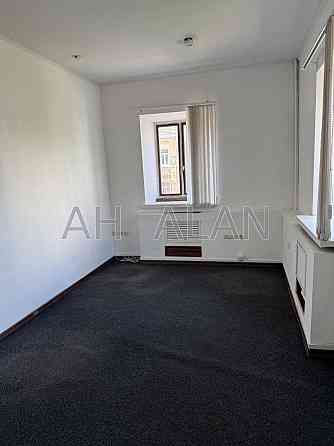 Оренда офісне приміщення на Саксаганського вул., 52 поверх - 3/4 Київ