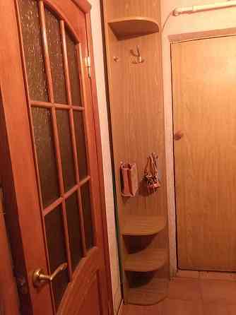 Оренда Квартира 1-кімнатна, 1/5 поверх на Харьковское шоссе, 4 Киев