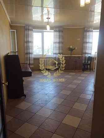 Продам видову 3-х кім. квартиру на Оболоні Київ