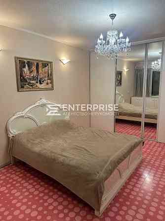 Продаж Квартира 3-кімнатна, 3/10 поверх на вул. Лаврухіна Миколи Київ