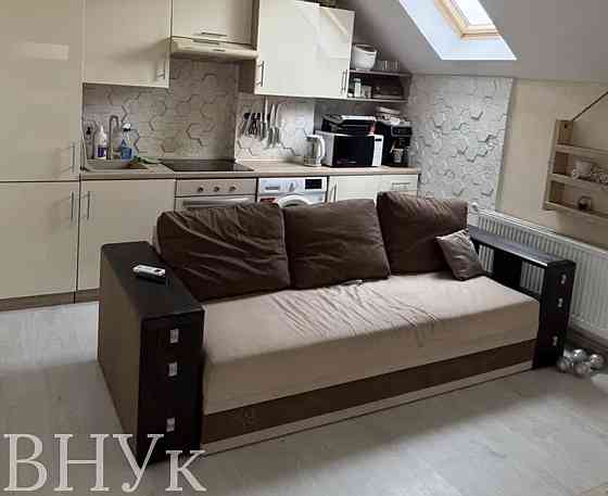 Продаж Квартира 3-кімнатна, 3/3 поверх на Бам Ужгород