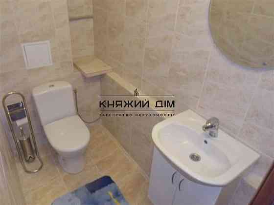 Продається простора 2-х к. Кв. по вул. Єлизавети Чавдар 11. № 21145130 Київ