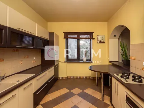 Продаж 2-поверховий   301.7 кв.м  на Тиха вулиця 18 Чернівці - фото 18