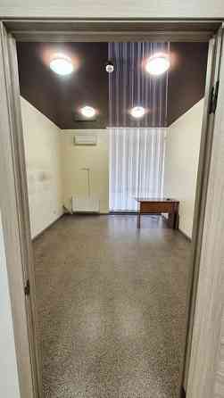 Оренда офісне приміщення на Французский б-р поверх - 1/22 Одеса