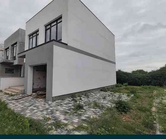 Продам коттедж / таунхаус в пригороде Черноморска ( Ильичевск) с. Молодежное Молодіжне