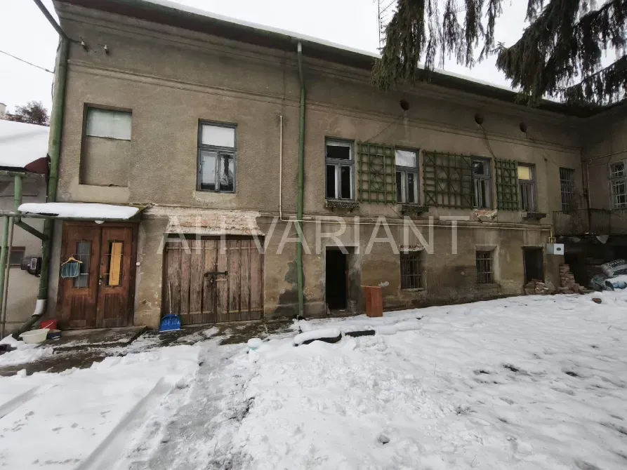 For sale 2-storey House with land 3.1 ares 152 sq.m 2 rooms at Крилова Uzhhorod - photo 2