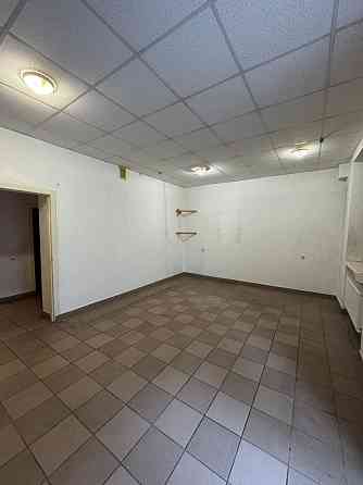 Продаж торгове приміщення на Української Дивізії поверх - 1/6 Ivano-Frankivs'k