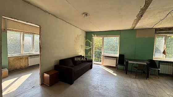 Продається 2-кімнатна квартира в Солом"янському районі Київ