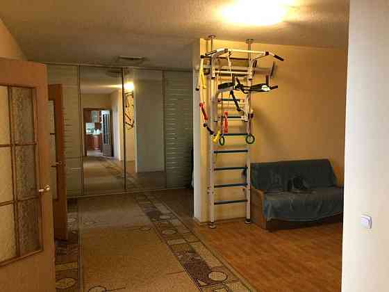 Оренда Квартира 2-кімнатна, 10/22 поверх на Саперно-слободская ул., 22 Киев