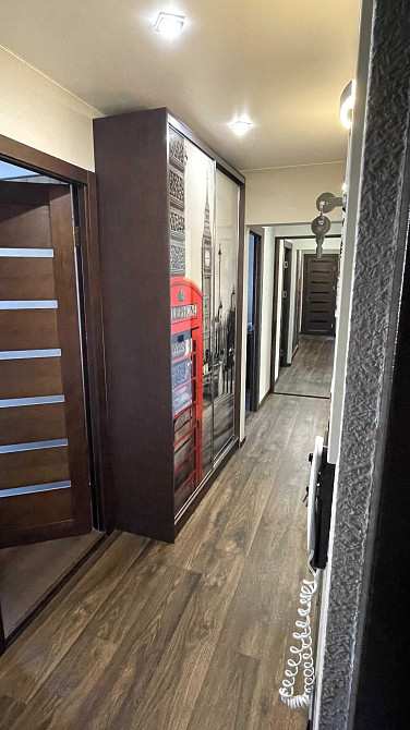 Продаж Квартира 3-кімнатна, 8/9 поверх на Володимира Івасюка вул., д. 9 Київ - фото 2