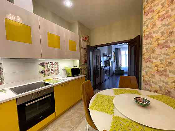 Продаж Квартира 3-кімнатна, 4/16 поверх на Коновальця Євгена вул., д. 36-Е Київ