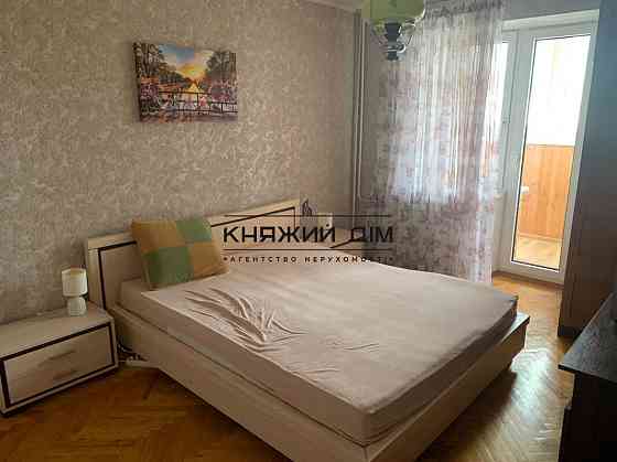 Оренда Квартира 3-кімнатна, 14/14 поверх на вул. Луначарского Анатолия ул./Митрополита Андрія Шептицького Киев