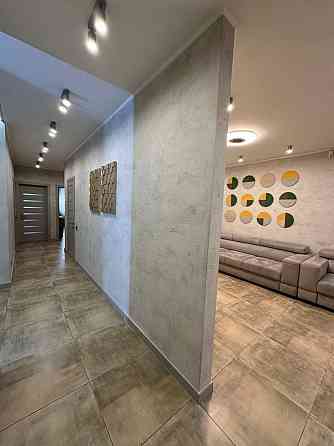 Продаж Квартира 3-кімнатна, 3/12 поверх на Василя Тютюнника вул., д. 53 Київ