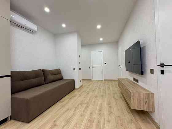 Продаж Квартира 2-кімнатна, 8/16 поверх на Олександра Олеся вул., д. 3 Kiev