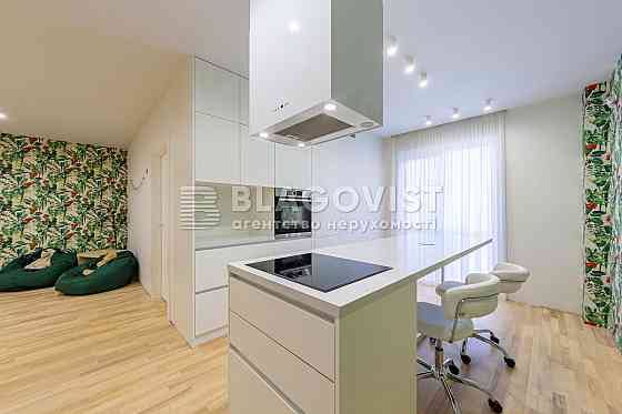 Продаж Квартира 3-кімнатна, 7/9 поверх на Метрологічна вул., д. 15-А Kiev