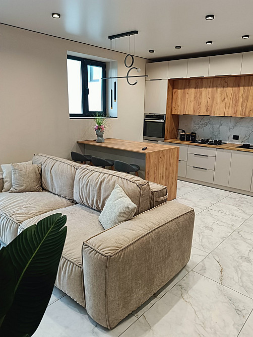 Продаж Квартира 2-кімнатна, 2/4 поверх на вул. Шептицького  - фото 2