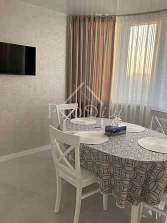 Продаж Квартира 3-кімнатна, 12/15 поверх на Левка Лукяненка вул. (Маршала Тимошенка), 13А Kiev