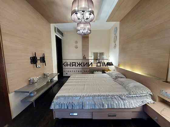 Оренда Квартира 3-кімнатна, 4/5 поверх на вул. Коминтерна ул./Сімона Петлюри Київ