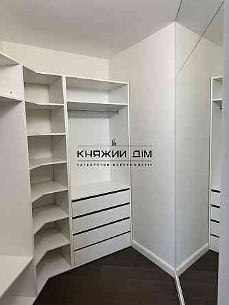 Оренда Квартира 3-кімнатна, 8/24 поверх на Урицкого ул./ Липкивского Василия Kiev