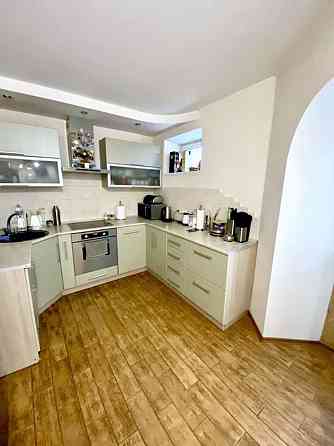 Продаж Квартира 3-кімнатна, 10/16 поверх на Мира пр., 3 Дніпро