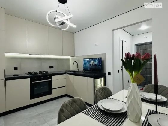 For sale 1-room Apartment 40 sq.m провулок Тарнавського Ternopil'