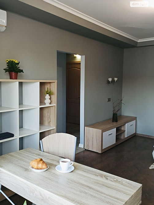 Оренда Квартира 1-кімнатна, 6/9 поверх на вул. Жилянська, 69-71 Київ - фото 1