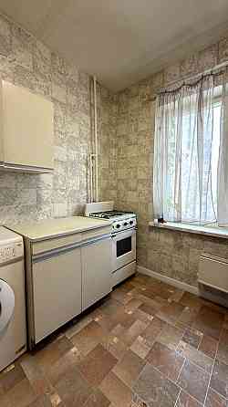 Продаж Квартира 1-кімнатна, 6/9 поверх на Олександра Махова вул., д. 1-Г Киев