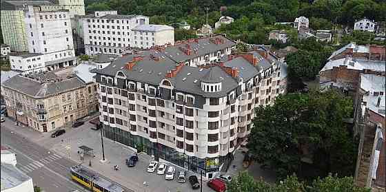 Продаж готовий бізнес на вул. Хмельницького Богдана приміщень - 5, поверх - 1/5 Львов