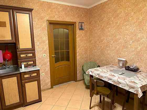 Оренда Квартира 2-кімнатна, 11/22 поверх на Олени Пчілки, 2 б Киев