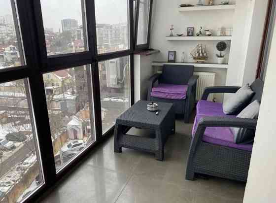 Оренда Квартира 2-кімнатна, 6/15 поверх на Тенистая ул., 9/12 Одесса