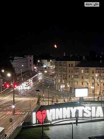 Продаж Квартира 3-кімнатна, 4/5 поверх на площа Гагаріна Vinnytsya