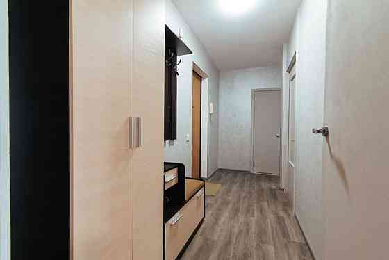 Оренда Квартира 2-кімнатна, 16/16 поверх на проспект Івасюка, 27А Київ