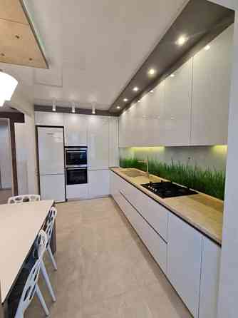 Продаж Квартира 3-кімнатна, 4/9 поверх на Королева Академика, 81 Одесса