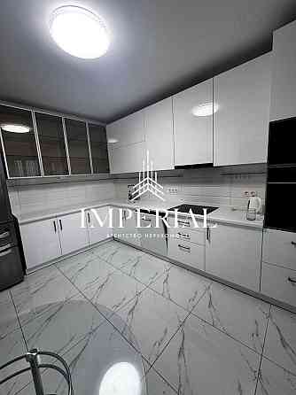 Оренда Квартира 2-кімнатна, 22/24 поверх на вул. Нижньоключова Київ