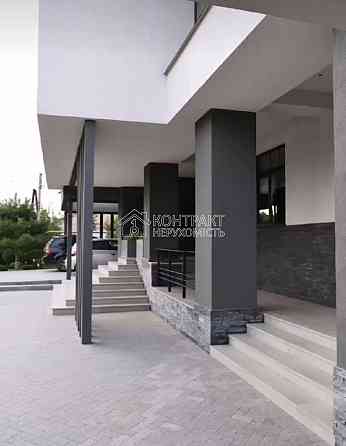 Продаж Будинок 6-кімнатний на вул. Іспанська Харків