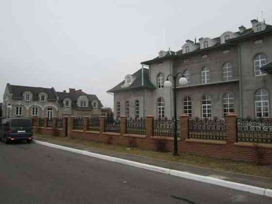 Продаж 3-поверховий Будинок з ділянкою 73 сот 4368 кв.м  на Набережная Вишеньки