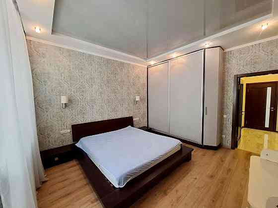 Продаж Квартира 3-кімнатна, 3/14 поверх на Золотоустівська вул., д. 52 Київ