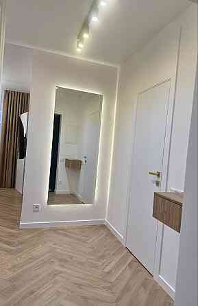 Продаж Квартира 2-кімнатна, 5/25 поверх на Воскресенська вул., д. 2а Kiev