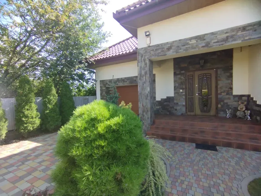 Оренда 2-поверховий Будинок з ділянкою 6 сот 268 кв.м 4 кімн. на Тернопільська Ужгород - фото 4