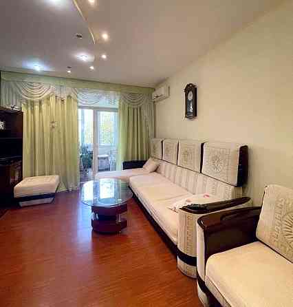 Продаж Квартира 3-кімнатна, 2/5 поверх на Газеты Правда пр., 2 Днепр