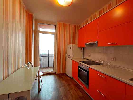 Продаж Квартира 1-кімнатна, 13/25 поверх на Богатирська вул., д. 6а Kiev